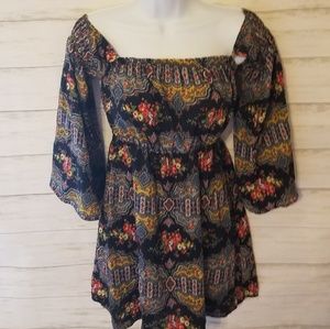 Colorful off shoulder tunic